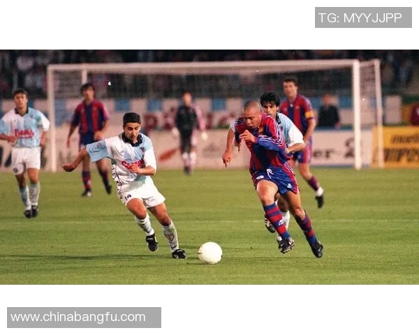 回顾70年代足球明星的辉煌岁月与传奇故事