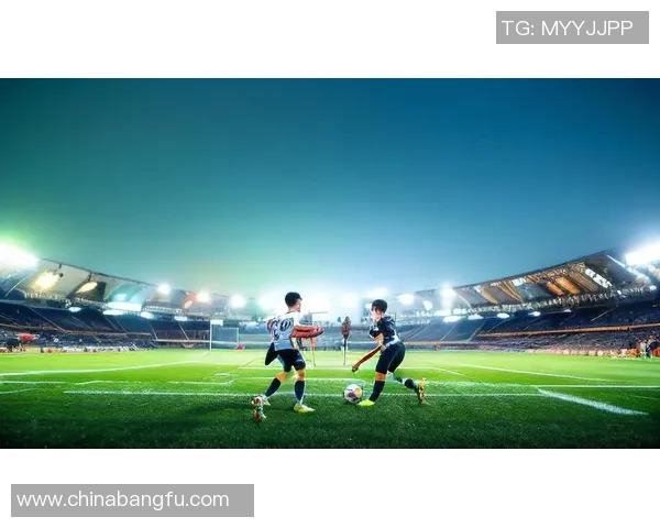 足球明星射门瞬间定格的精彩瞬间与激情时刻的完美结合